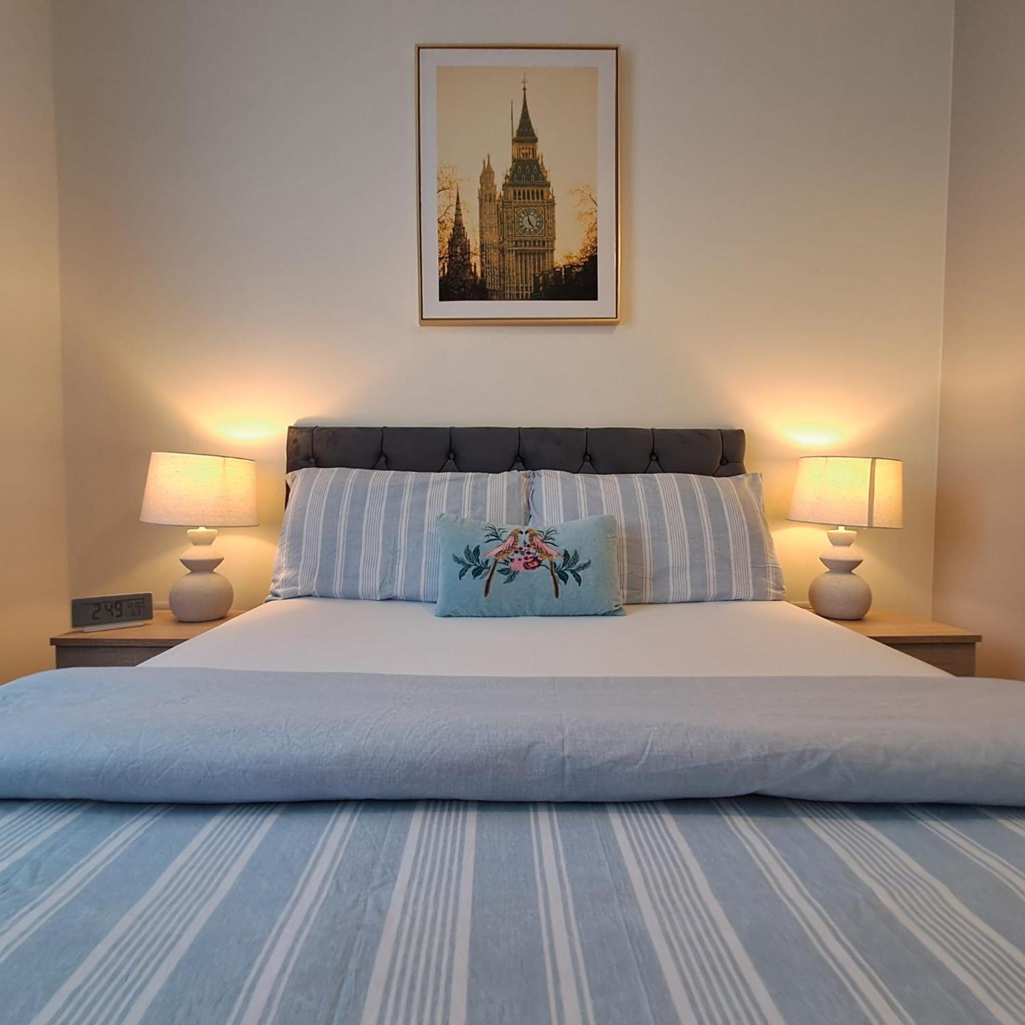 Privatunterkunft Cozy Bedroom In Lucan,